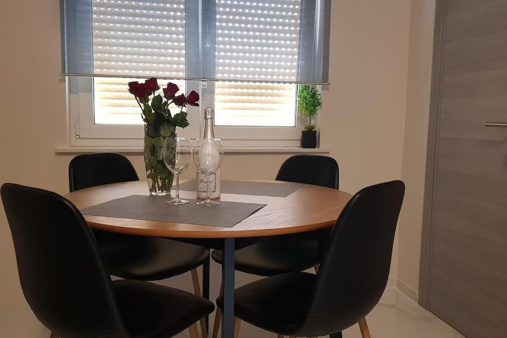 Mias Luxury Apartment Rijeka Eksteriør bilde