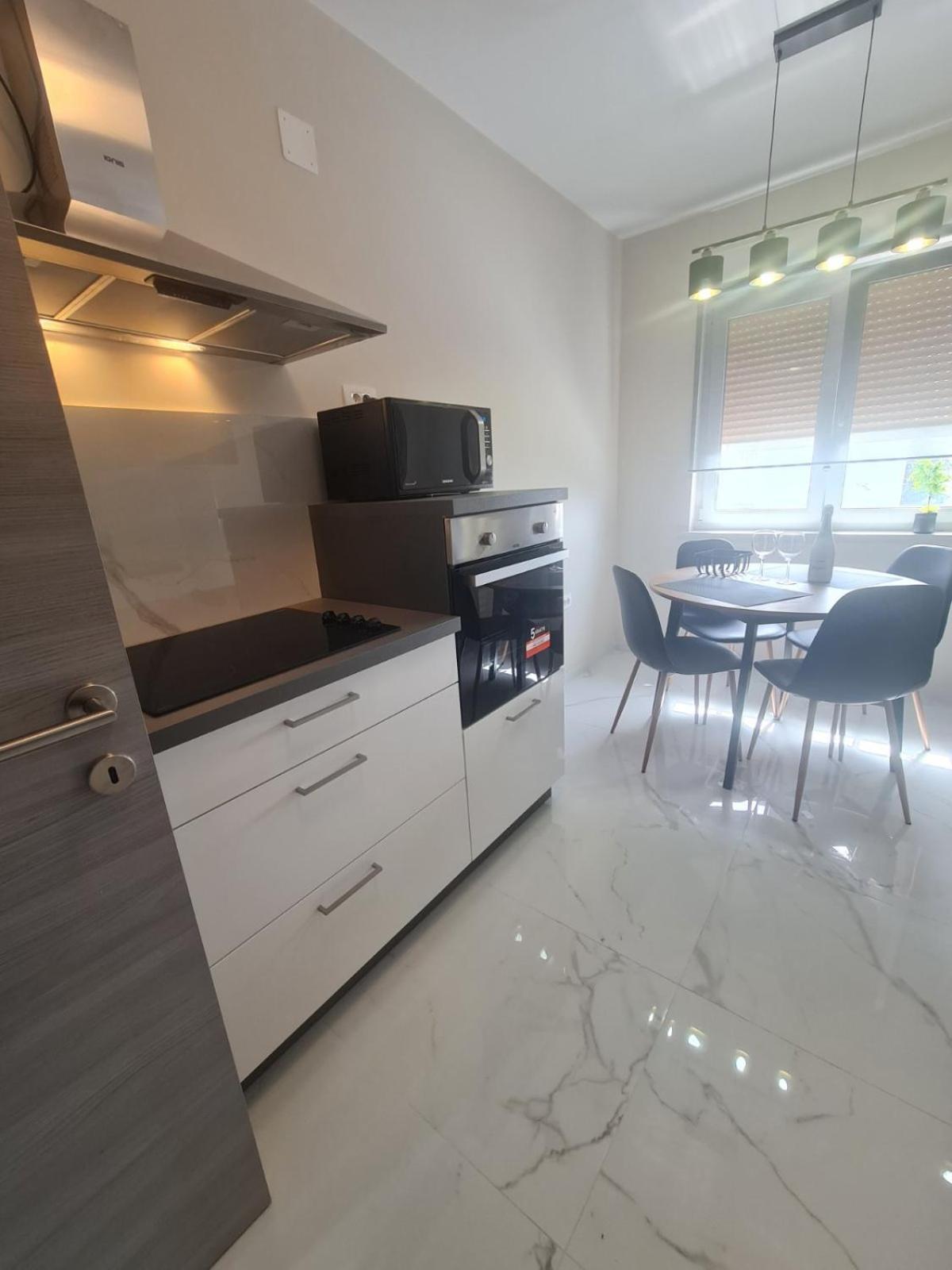 Mias Luxury Apartment Rijeka Eksteriør bilde